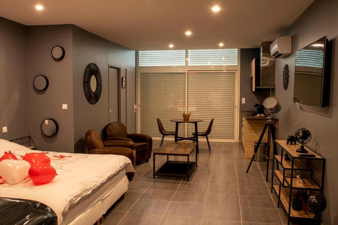 Love Room - La Parenthese Saint-Bauzille-de-la-Sylve Ngoại thất bức ảnh