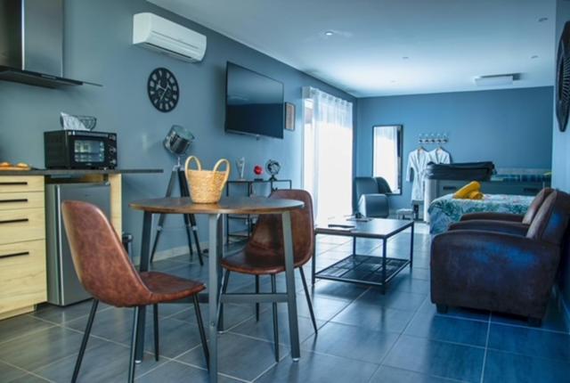 Love Room - La Parenthese Saint-Bauzille-de-la-Sylve Ngoại thất bức ảnh